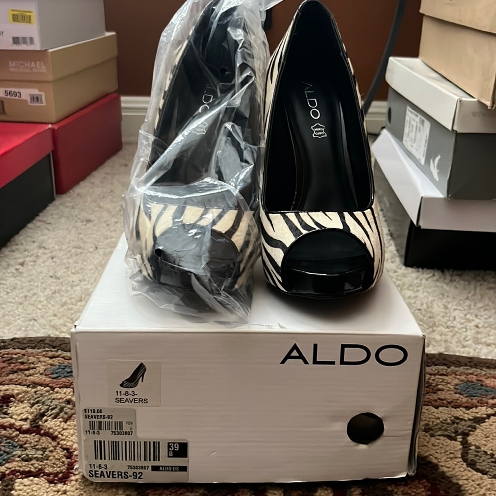Zebra heels